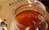 Can the coffee be heated twice to warm it up when it is cold? Why doesn't cold coffee taste so good?