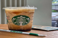Starbucks has launched a new product. What I drink is not coffee, but the confidence of the barista!