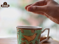 Does coffee taste good with salt? hand coffee with salt flavor coffee with salt is wonderful.