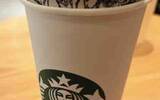 Be careful every word! Starbucks announcement reminds Mixue Ice City fans to clean up garbage!