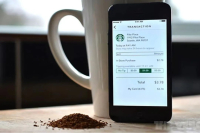 awkward! Starbucks' launch of tipping system caused dissatisfaction among baristas.
