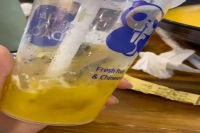 There are nail Clippers in the 100-course milk tea. Is there a ten-fold compensation guarantee for businesses in the Food Safety Law?