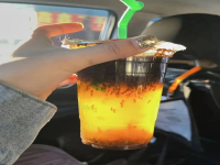 Take-out coffee is full of ants?! The merchant responded by taking the wrong answer.