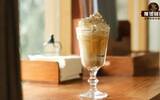 How to make Vienna coffee? Who invented latte coffee? Who is the founder of Blue Bottle House?