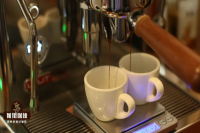 How to make espresso? Does the temperature of coffee handle affect the taste of espresso?