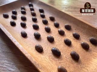The correct hand-brewing technique for making Mantenin coffee, the teaching of deep-roasting hand-brewing coffee skills, and how to make a cup of sweet and clean hand-brewed coffee.