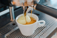 The love story about the origin of Avjiaduo Coffee introduces how affogato Avjiadot makes the right way to eat it.