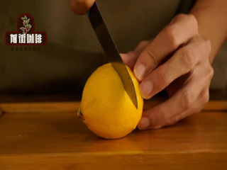 What is Roman espresso? How do you like lemon with espresso?