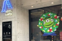 Guangzhou Caf é Toy Story three eyes Christmas themed Coffee Shop recommended by Guangzhou Coffee Shop