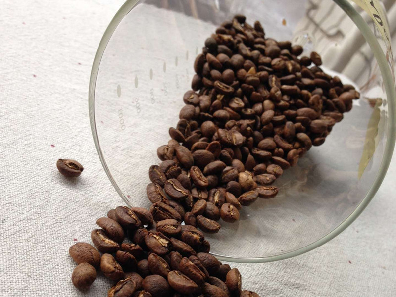 You only need these four ways to tell whether the coffee beans are fresh or not.