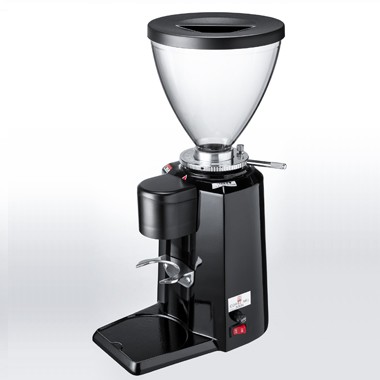 The quality of bean grinder is an important factor in determining the quality of coffee-the difference between manual and electric.