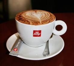 The latest coffee culture of illy Coffee Company introduces the mellow and rich flavor.