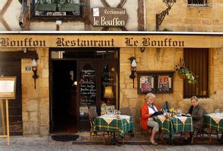 An introduction to Coffee Culture and Customs in France A detailed Analysis of the History of Coffee Development in France