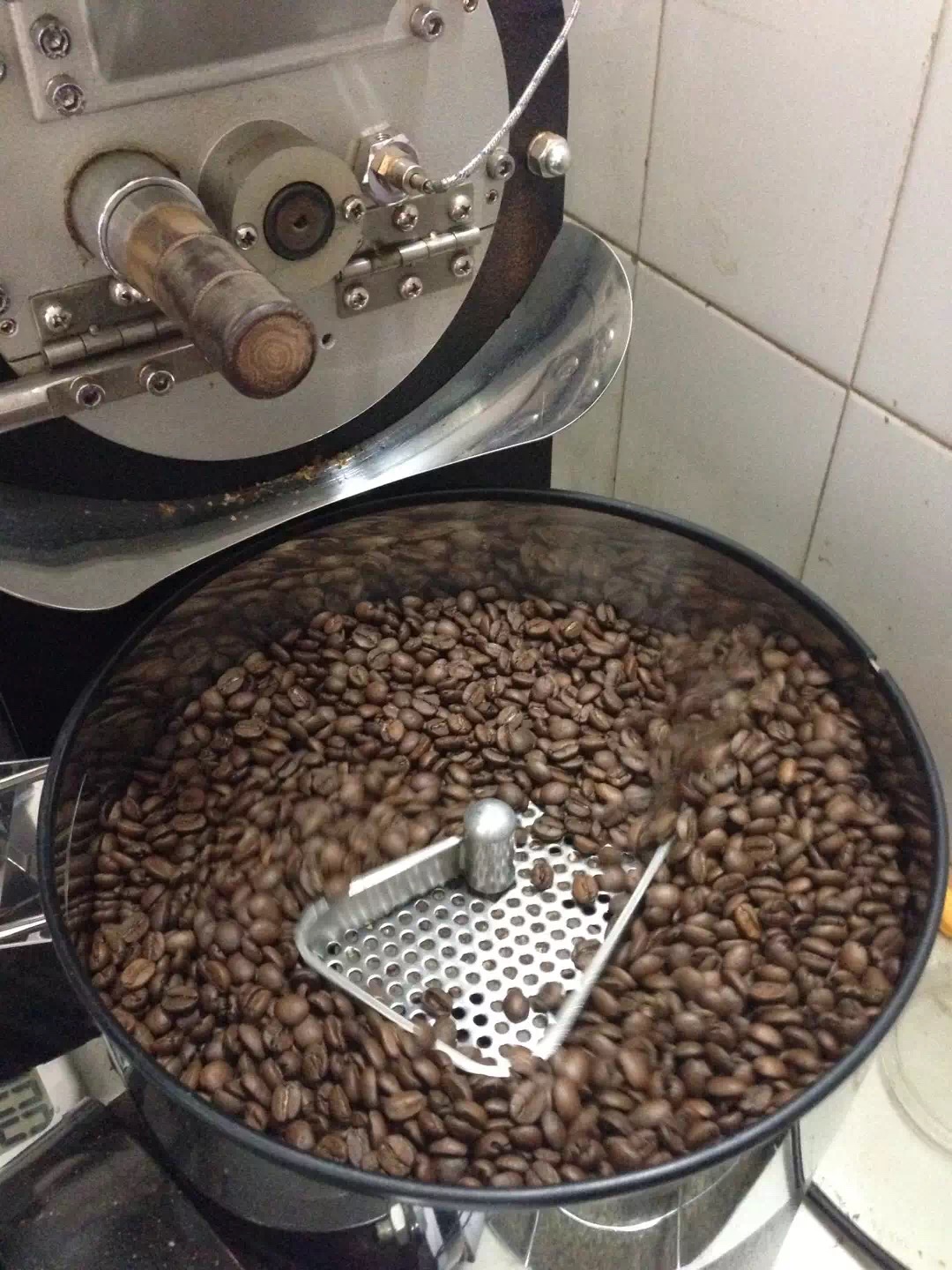 Coffee roasting principle: a detailed explanation of heat conduction, convection and radiation