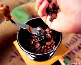 About grinding coffee beans to easily master the secret of grinding coffee beans