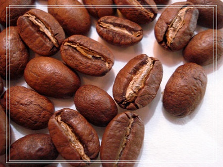 Coffee Bean Description: Selected washed Royal Robusta coffee beans