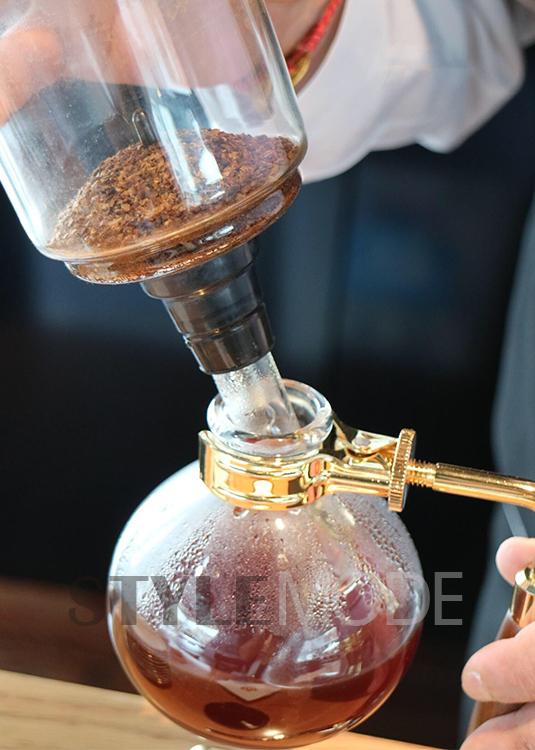 New information on domestic coffee competition: the 4th Pu'er Cup siphon Pot Competition landed in Beijing