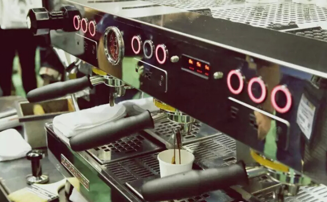 Introduction of coffee machine: the luxury coffee machine at the forefront of the industry is an eye-opener.