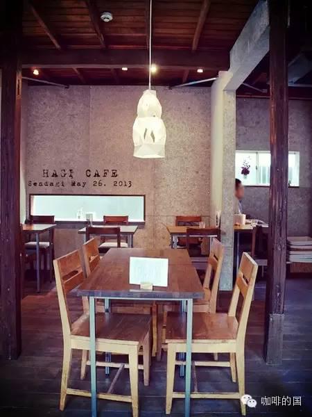 The Secret of the success of a Cafe Store Design (Lamps and Lighting) understand the beauty of decoration