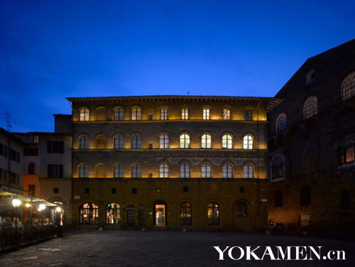 Experience the pleasure of reading Gucci Museum Bookstore Florence Romantic Capital Fashion Brand