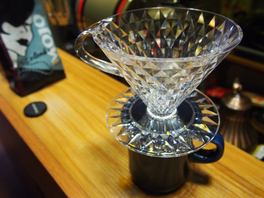 Japanese konoV60 resin crystal diamond filter cup conical shiny coffee filter cup hand coffee filter
