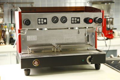 Semi-automatic espresso machine professional operation introduction how to correctly operate espresso machine