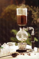 What is the temperature of coffee brewing in siphon pot and several common points for attention in coffee siphon method