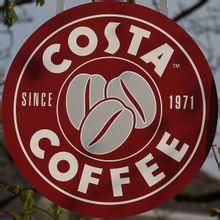 The costa coffee chain joins us to introduce the difference between Starbucks and costa coffee.