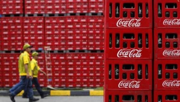 Headlines! Coca-Cola will buy Costa for US $5.1 billion, and a final agreement has been reached.