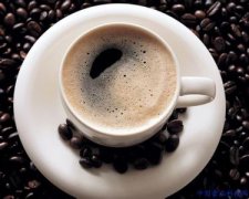 What effect does caffeine have on coffee?