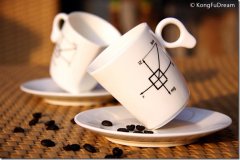 Zero gravity coffee cup designed by Xu May 4th Movement