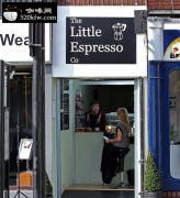 The smallest coffee shop in the world