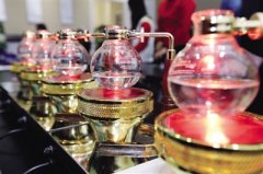 Siphon pot coffee contest landed in the ice city of Harbin on the 28th.