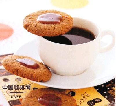 饮用速溶和烘焙咖啡的方法