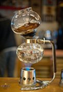 Hand coffee brewing skills siphon coffee pot brewing coffee