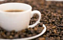 The common sense of drinking coffee one cup of coffee a day helps protect the eyes