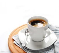 Preparation method of fancy coffee mocha mint coffee