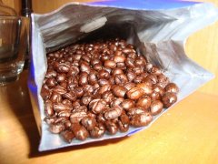 Yunnan small Coffee beans (group of pictures)