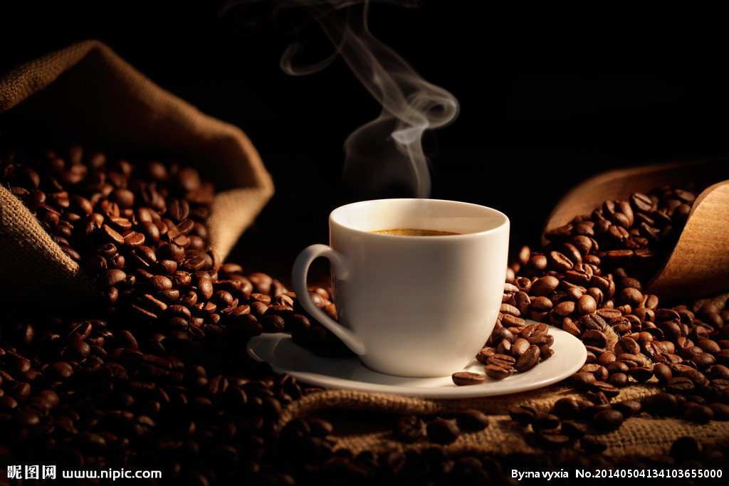 Does drinking coffee make you fat? How many calories does a cup of coffee contain?