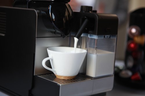 Nespresso奈斯派索发布新品咖啡机:Lattissima