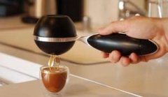 Portable espresso machine Mypressi Twis