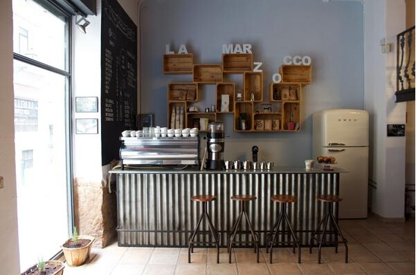 The third wave of coffee is coming: coffee shops become new social places.