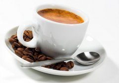 Does coffee prevent tinnitus? Women who drink coffee regularly are less likely to suffer from tinnitus.