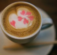 How is coffee pronounced in countries with different pronunciations around the world?