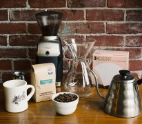 The utensils used in making Japanese-style hand-brewed coffee