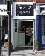 The smallest coffee shop in the world, a 2 square meter coffee shop.