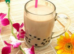 Drink milk tea, drink coffee, panic, palpitations, because of high concentration?