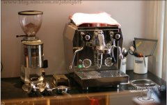 Rocket giotto coffee machine picture