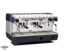Cleaning and maintenance procedure of coffee machine use of coffee machine cleaning products
