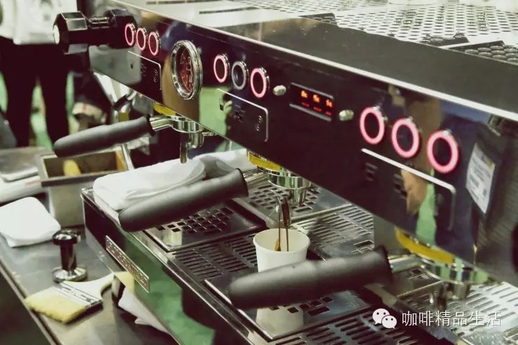 Top Ten luxury Coffee machines in SCAA2015